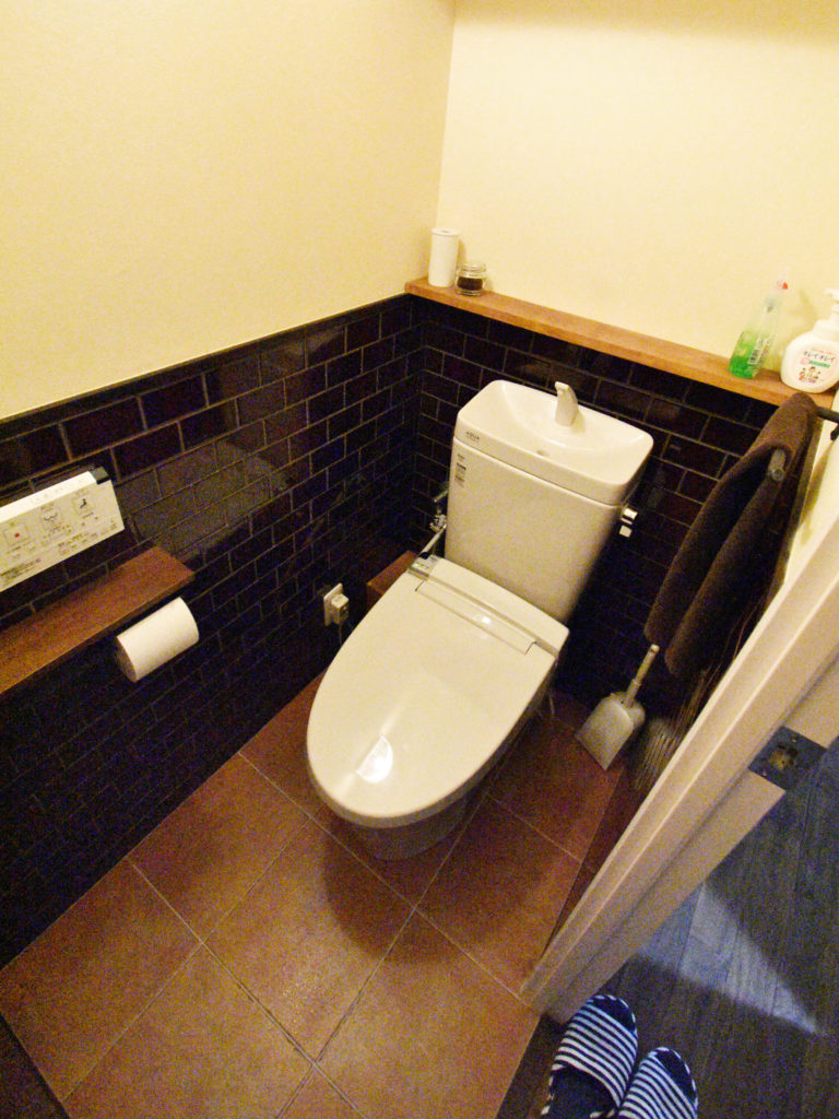 トイレにはLIXILのアメージュを選定。<br />
お掃除もしやすくきれいが長く続きます。